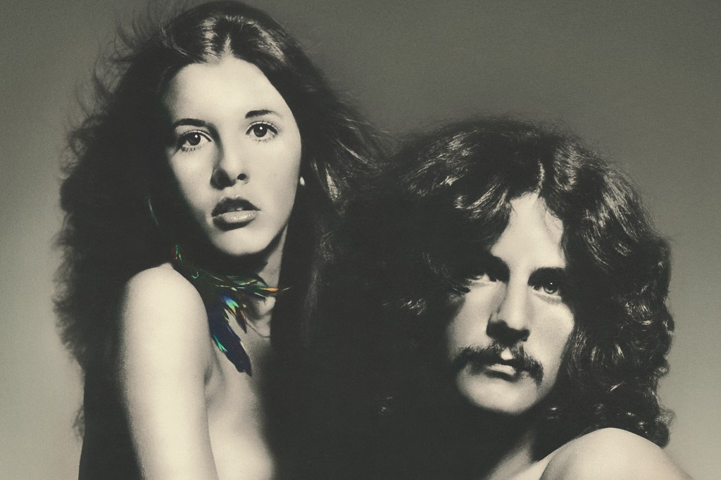 Out of the Archives & sur les charts: «Buckingham Nicks» fait des débuts au sommet de 3 palmarès Billboard
