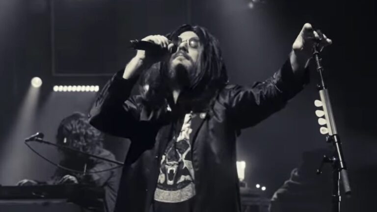 My Morning Jacket salue Ozzy Osbourne de Black Sabbath pour Halloween à Atlanta