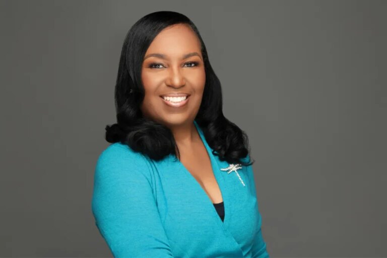 Un nouveau livre met en lumière la pionnière de la Motown, Sylvia Moy, mais sa famille se sent « terriblement trahie ». Ce qui s&rsquo;est passé?