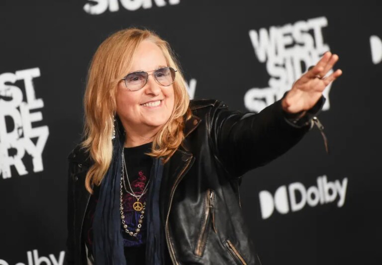 « C&rsquo;est génial d&rsquo;être enfin dans la pièce » : Melissa Etheridge parle de sa nomination au Rock Hall