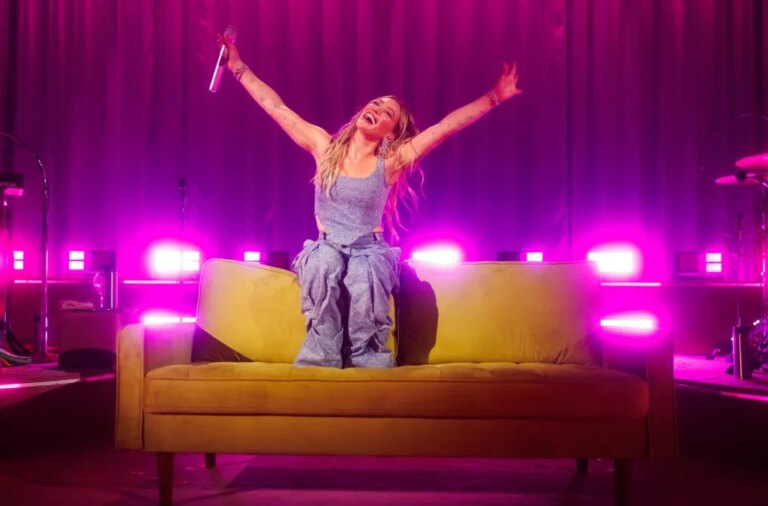 « Luck…or Something » d&rsquo;Hilary Duff : les 11 titres classés