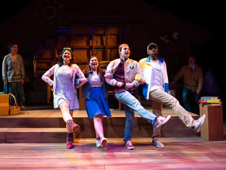 « Snapshots » de Creative Cauldron Stage offre un regard lyrique sur le mariage