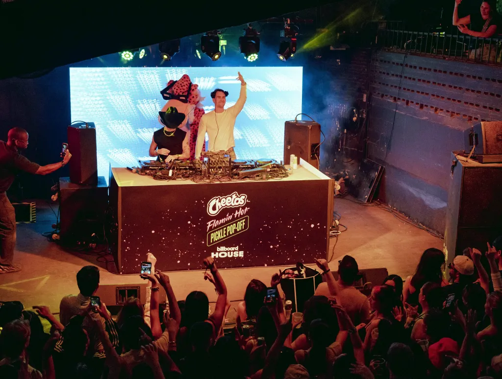 Loud Luxury propose une afterparty remplie de mashups au SXSW avec Cheetos®