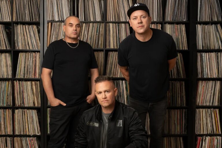 Alors que Hilltop Hoods termine sa plus grande tournée à ce jour, les légendes du hip-hop australien réfléchissent à la « créativité en dehors de la créativité »