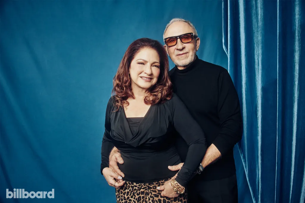 "America's Soundtrack" célèbre le 250e anniversaire des États-Unis avec Gloria Estefan, plus : écoutez 3 des chansons
