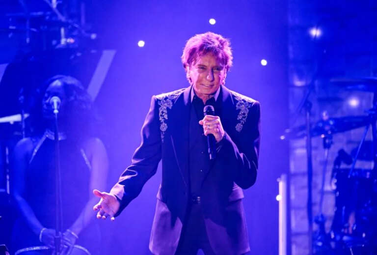 Barry Manilow détaille la chirurgie et la guérison du cancer du poumon « cauchemardesque » : « Cela m&rsquo;a vraiment, vraiment fait faire le point sur ma vie »