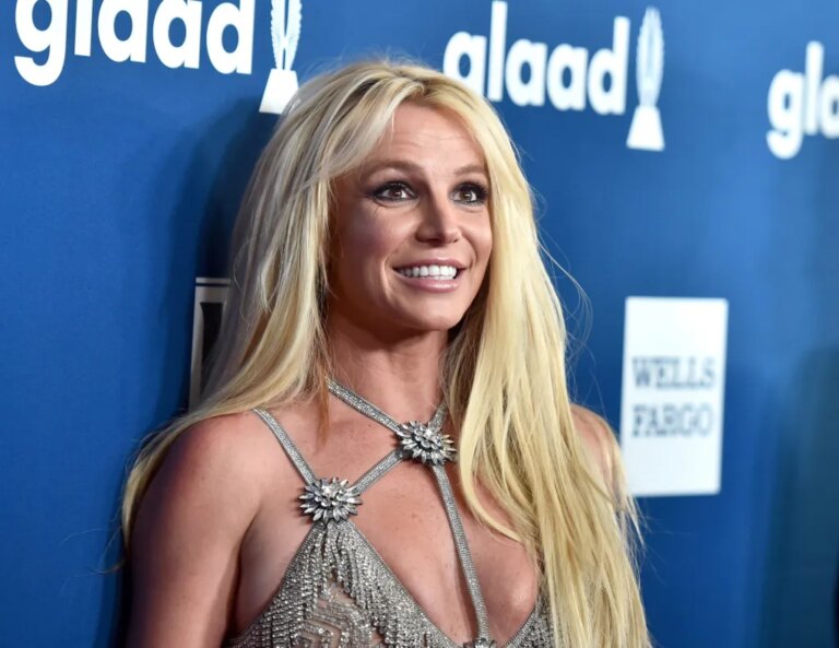 Britney Spears s&rsquo;exprime pour la première fois depuis son arrestation pour conduite en état d&rsquo;ébriété : « Merci les gars pour tout votre soutien »