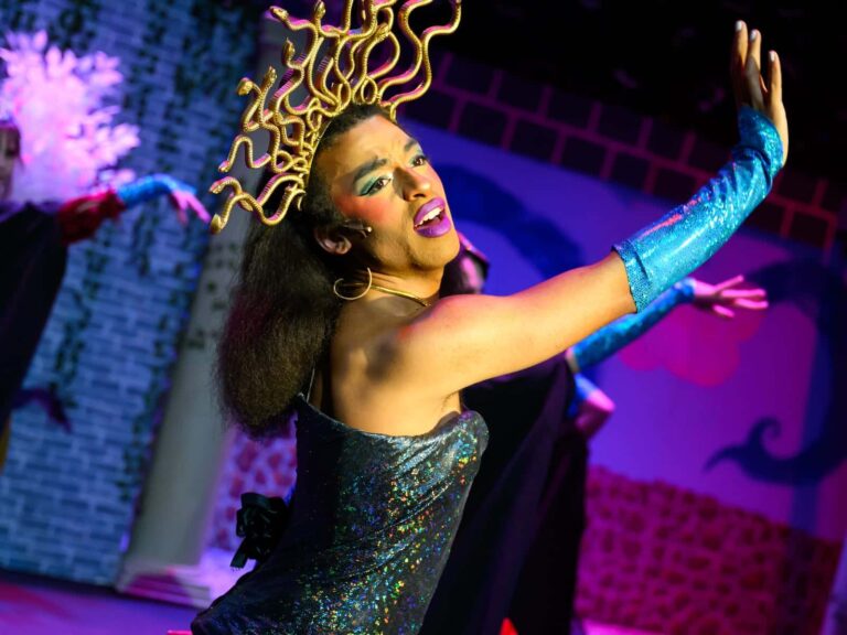 « Head Over Heels » jubilatoire avec la musique de Go-Go au Prince William Little Theatre