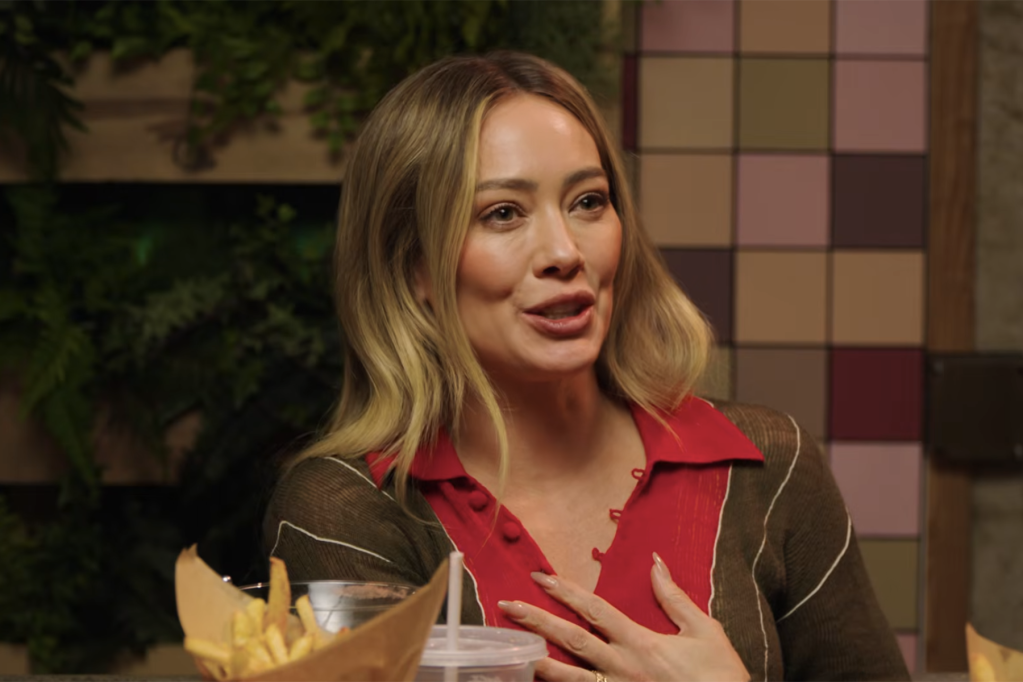 Hilary Duff comprend qu'être une « personne publique depuis l'âge de 10 ans » met sa musique sous un microscope