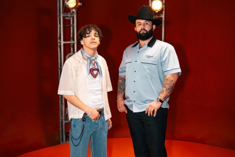 « La Morrita » de Carín León et Xavi en tête du deuxième palmarès : « Quelle meilleure façon de le faire qu&rsquo;avec mon copain Xavi »