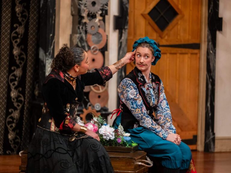 Les rebondissements brillent dans « Twelfth Night » à l&rsquo;American Shakespeare Center