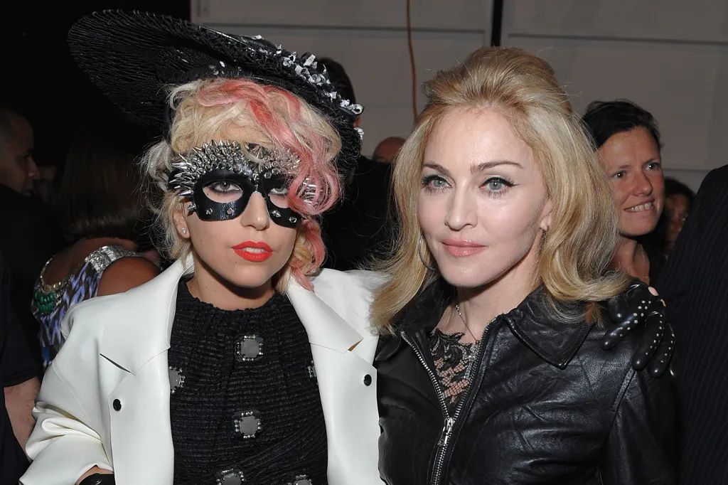 Une chronologie complète de la rivalité et de la réconciliation de Lady Gaga et Madonna