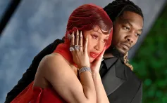 Cardi B et Offset assistent à la soirée des Oscars Vanity Fair 2023 organisée par Radhika Jones au Wallis Annenberg Center for the Performing Arts le 12 mars 2023 à Beverly Hills, en Californie.