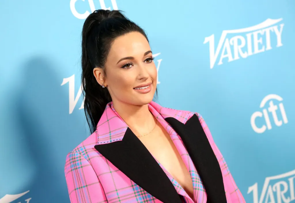 Demi Lovato, Kacey Musgraves, Kesha et d'autres artistes qui se sont ouverts sur les ovnis et la vie extraterrestre