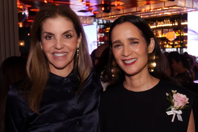 Julieta Venegas rejoint le cocktail exécutif intime du Billboard Latin Women in Music : voir les photos