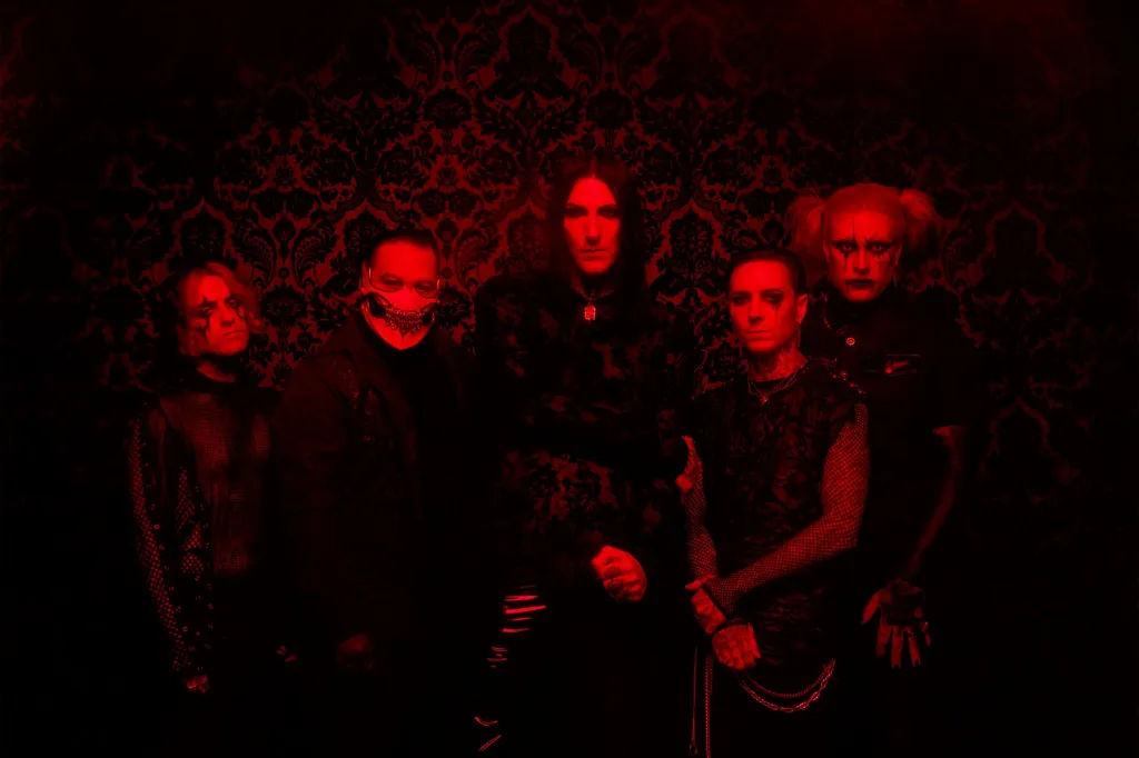 Motionless in White est à nouveau en tête du classement des chansons de hard rock les plus chaudes, cette fois avec Corey Taylor