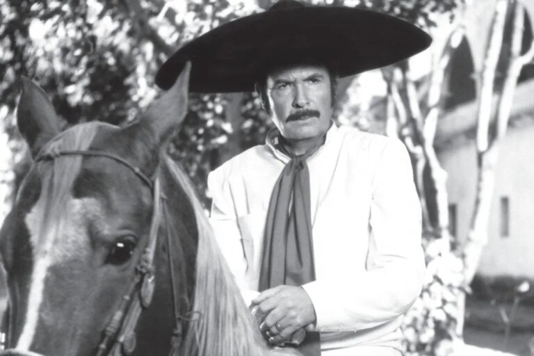 Que vive Antonio Aguilar ! Pepe Aguilar parle d&rsquo;un album hommage à son père avec Ángela Aguilar, Carín León et plus