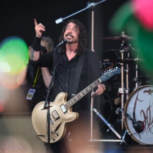 Dave Grohl était « tellement énervé » qu&rsquo;il a dû renommer le nouvel album de Foo Fighter à cause de « Wicked: For Good »