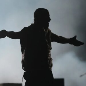 Drake revient avec trois nouveaux albums alors que « Iceman », « Maid of Honor » et « Habibti » arrivent : diffusez-les maintenant