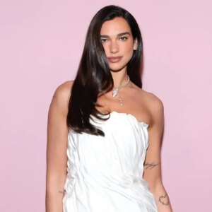 Dua Lipa poursuit Samsung pour 15 millions de dollars pour « exploitation commerciale non autorisée » de son image sur des téléviseurs