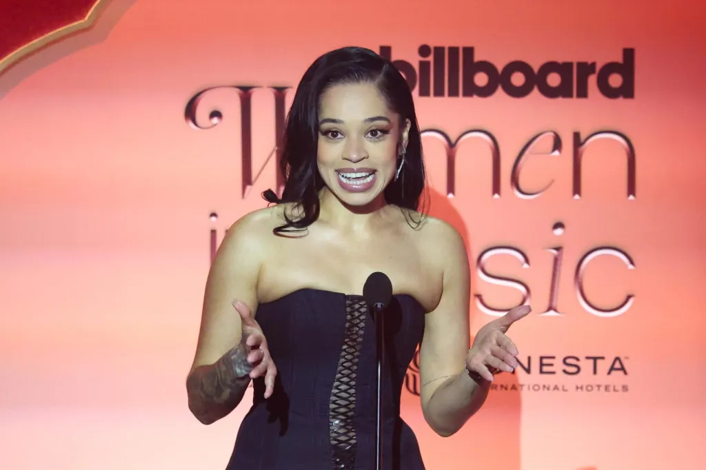 Ella Mai taquine la prochaine tournée Do You Still Love Me : "Nous voulons l'intensifier un peu"