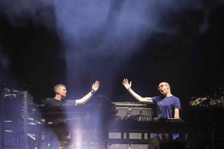 « Go » des Chemical Brothers connaît une augmentation de 429 % du streaming après la synchronisation « Apex »