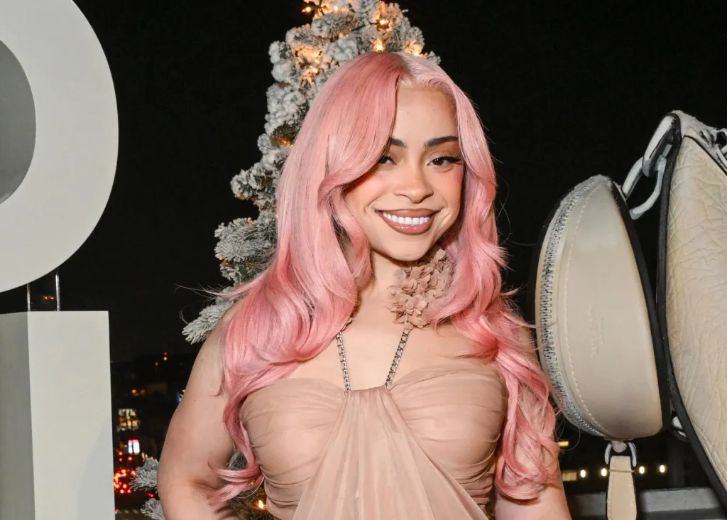 Ice Spice Stars dans la publicité épicée de Wendy's après la bagarre de McDonald's : regardez