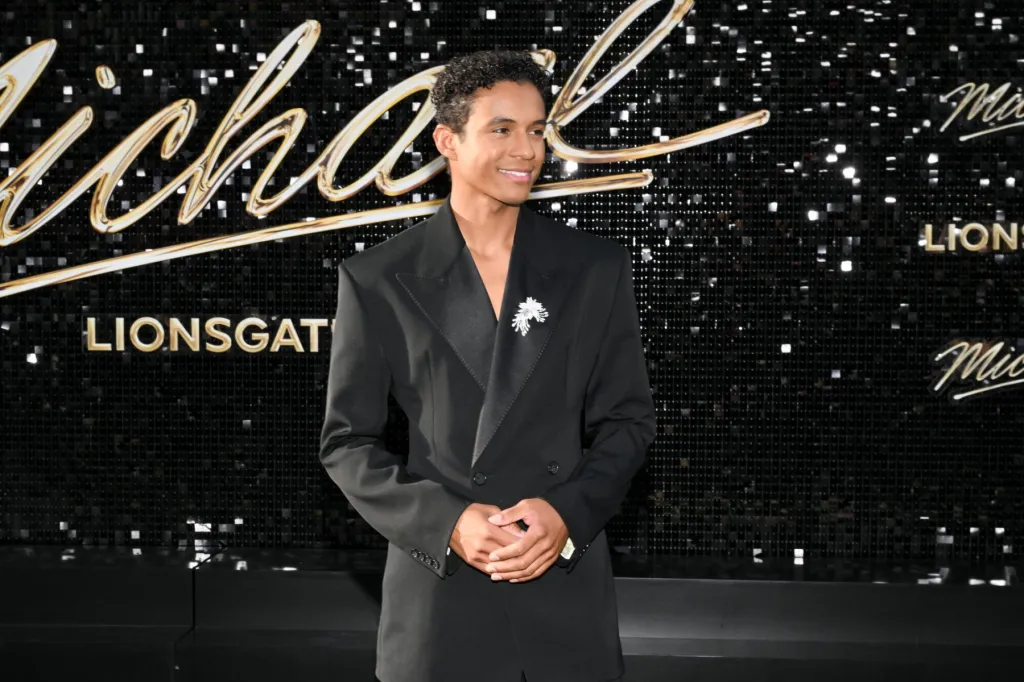 Les chansons de Michael Jackson pullulent dans le classement des meilleures chansons de films après la première de "Michael"