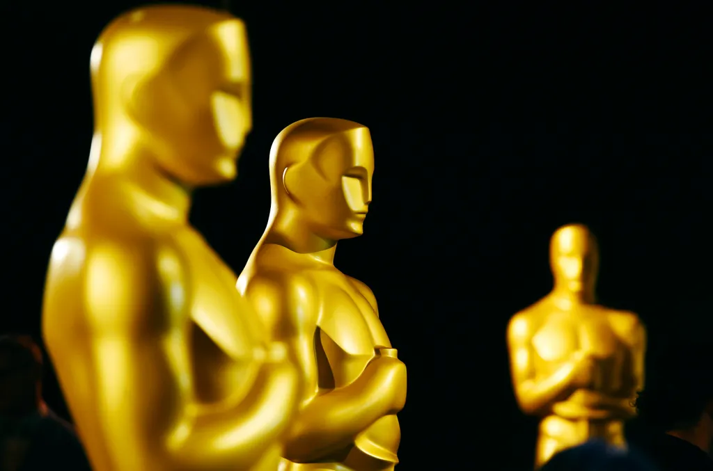 Pour les Oscars 2027, les acteurs pourraient rivaliser avec eux-mêmes lors du vote final, comme tout le monde