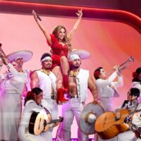 Thalia reçoit un Icon Award avec Mariachi au Women in Music 2026 : « Il s&rsquo;agit d&rsquo;ouvrir des portes pour que d&rsquo;autres puissent les franchir »