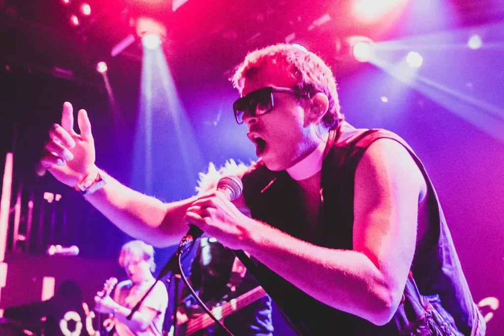 La honte donne au SXSW Londres une finale torride : 5 meilleurs moments