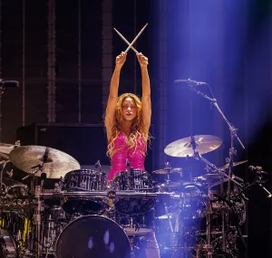 Shakira à la tournée mondiale Las Mujeres Ya No Lloran de SHAKIRA qui s'est tenue à Untuit Dome le 13 juin 2026 à Ingelwood, en Californie.