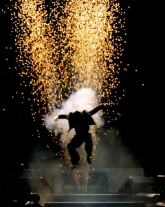 JOP canalise Michael Jackson au Petco Park à San Diego jeudi 18 juin.