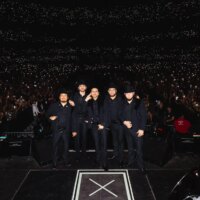 Fuerza Regida transforme Petco Park en une machine à remonter le temps dans les couloirs : 6 meilleurs moments de la soirée d&rsquo;ouverture de leur visite du stade
