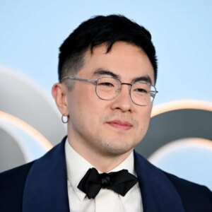 Bowen Yang s&rsquo;apprête à accueillir les Jimmy Awards annuels 2026