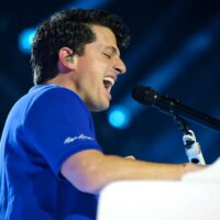 Charlie Puth annule un concert à Orlando en raison d&rsquo;une maladie : « Tellement dévasté »