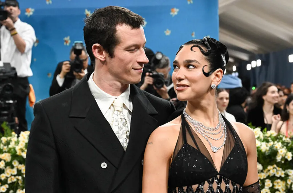 Dua Lipa et Callum Turner partagent de superbes photos de mariage lors d'une cérémonie en Sicile