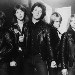 Iron Maiden Enforce une zone sans téléphone au salon Paris La Défense Arena
