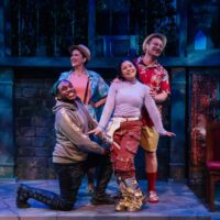 « La Belle au Bois Dormant : Le Voyageur du Temps » a une tournure intéressante au Adventure Theatre MTC