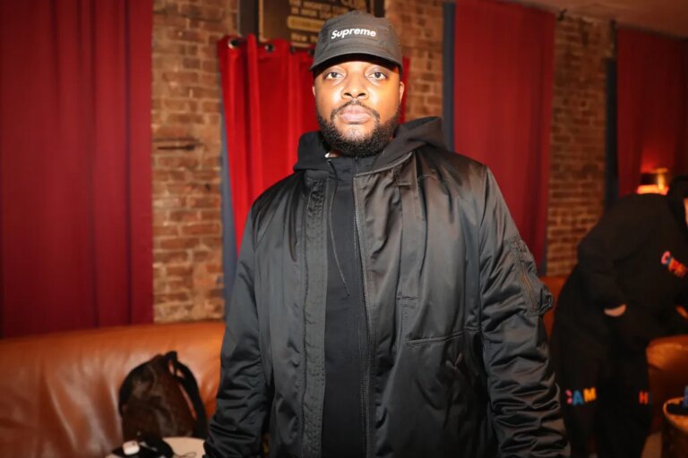 Le podcasteur Mal dit qu&rsquo;il se rangerait du côté de Drake plutôt que de Jay-Z dans Rap Battle : « Je dois rouler avec mon homme »