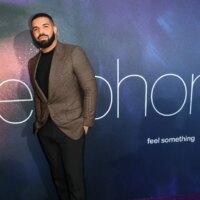 Le réalisateur d&rsquo;Euphoria, Sam Levinson, remercie Drake d&rsquo;avoir été le premier « champion » et détaille le rôle du rappeur OVO en tant que producteur exécutif