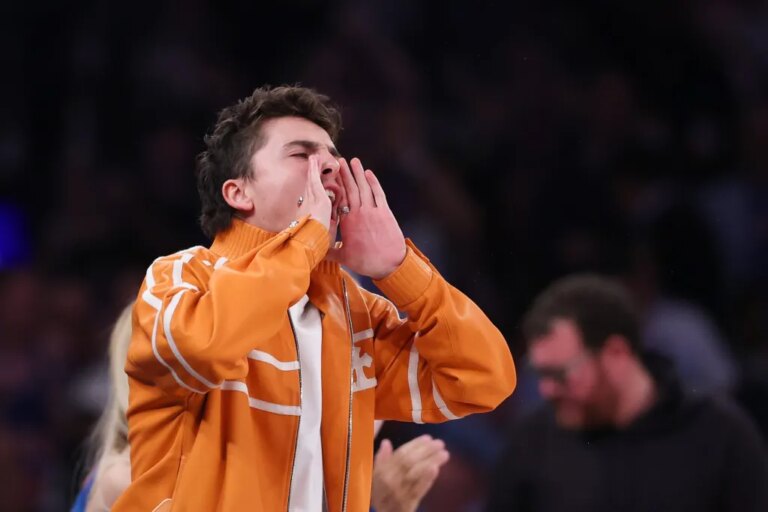 Timothée Chalamet dit à DJ Khaled lequel de ses tubes avait le « non ». 1 vidéo de tous les temps