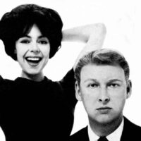 « Best Line Wins » donne une nouvelle vie aux bandes dessinées emblématiques Mike Nichols et Elaine May