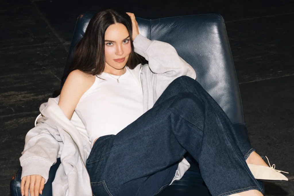 Belinda est le nouveau visage de cette marque de denim en Amérique latine