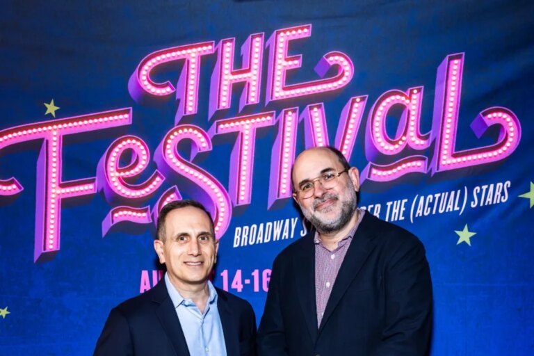 « Ne serait-ce pas amusant s&rsquo;il y avait un Coachella pour Broadway ? Maintenant il y a