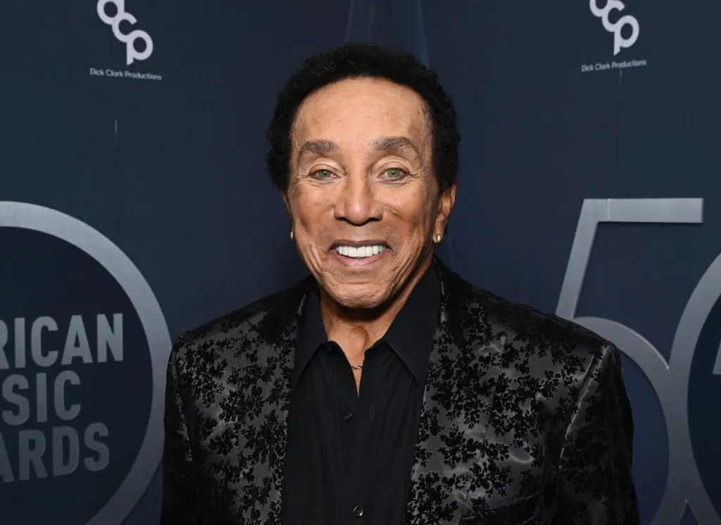 Smokey Robinson et Gladys Knight : 7 moments forts de leur spectacle de Hollywood Bowl