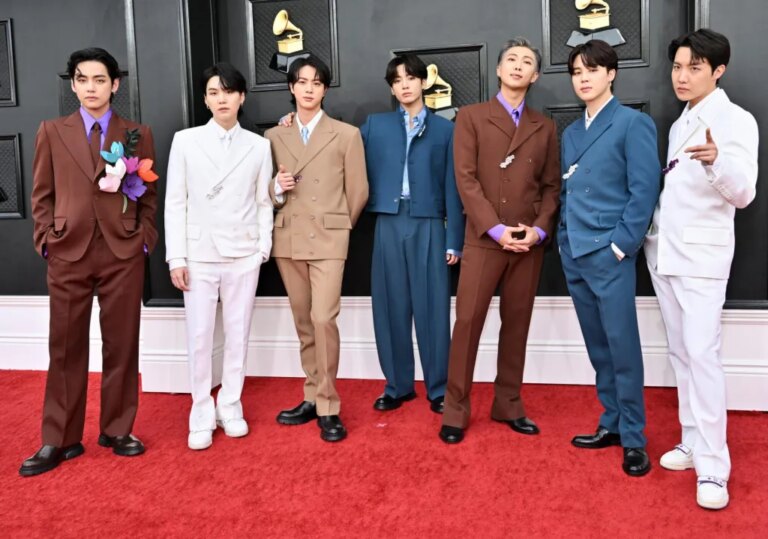 Le chef des Grammys répond à la décision de BTS de ne pas soumettre ses chansons aux Grammys 2027