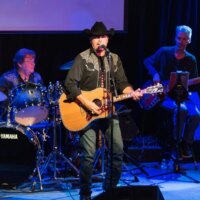 John Rich de Big & Rich a prêté serment en tant qu&rsquo;envoyé spécial de l&rsquo;USDA pour les propriétaires fonciers américains : « Mettons-nous au travail »