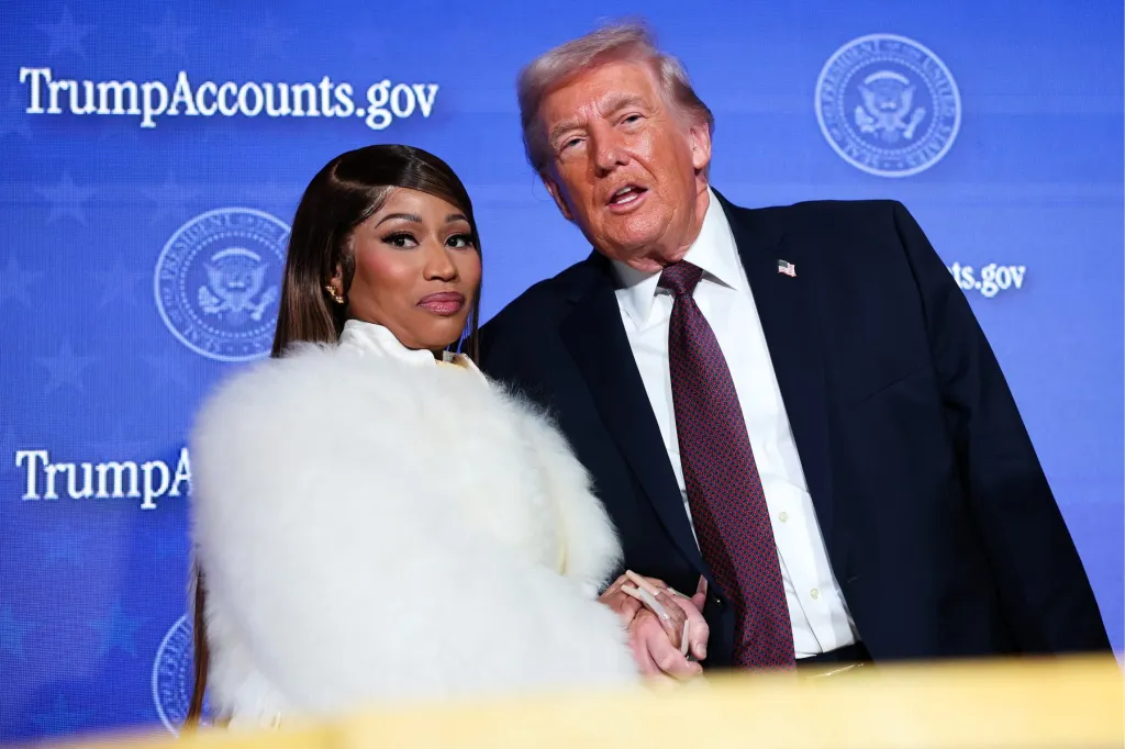Le président Trump fait l'éloge de la « sexy » Nicki Minaj lors du déjeuner présidentiel : « Une grande amie… du bon sens »
