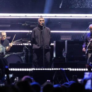 Liam Gallagher dit qu&rsquo;il n&rsquo;y aura pas de nouvel album d&rsquo;Oasis parce qu&rsquo;il n&rsquo;est pas prêt à être critiqué s&rsquo;il « ne vend pas 100 millions d&rsquo;exemplaires dans la première heure »